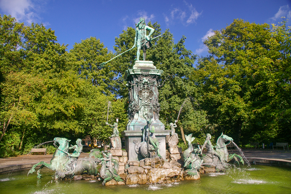 Neptunbrunnen  | Copyright: Mike Fabian