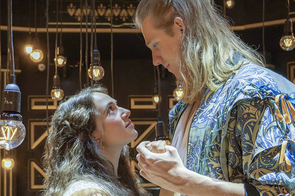 ROMEO UND JULIA - Liebe ist alles | © Jrn Hartmann 