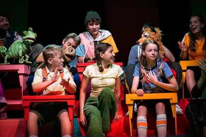 Die Schule der magischen Tiere - voller Löcher! | © Junges Theater Bonn