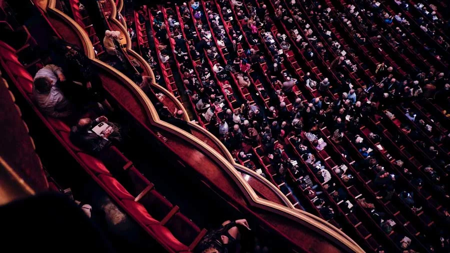 Oper, ist das was für mich? | © Alev Takil
