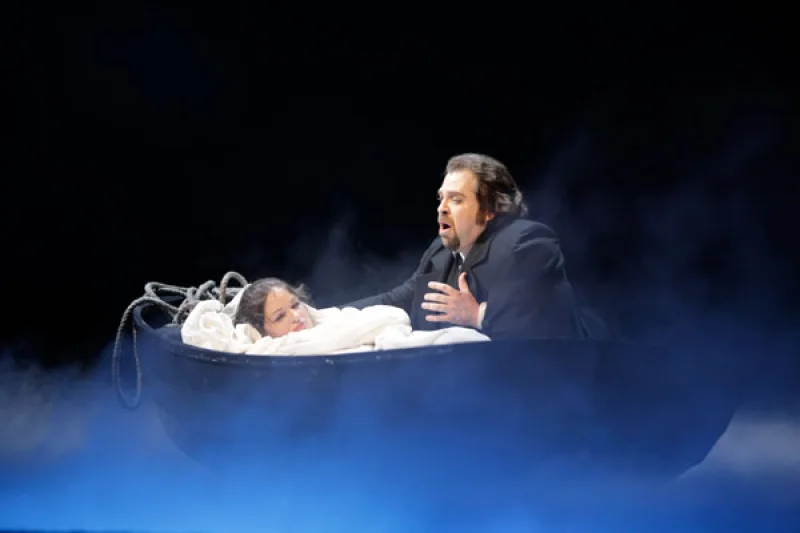 Gilda (Anna Palimina), Rigoletto (Markus Brück) | © Paul Leclaire