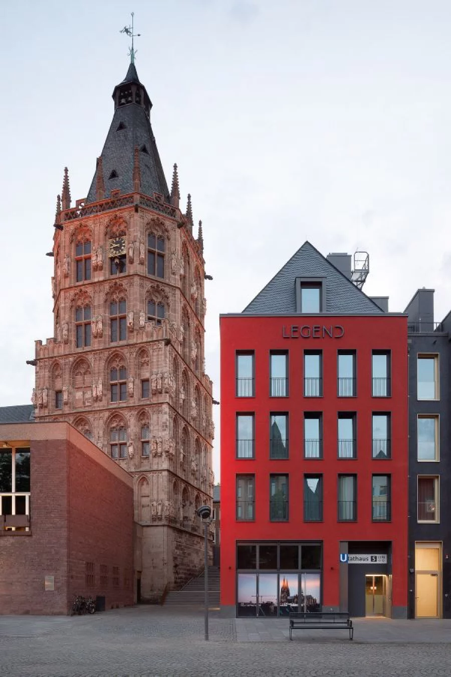 Rotes Haus am Alter Markt| Copyright: Miqua-LVR-Museum