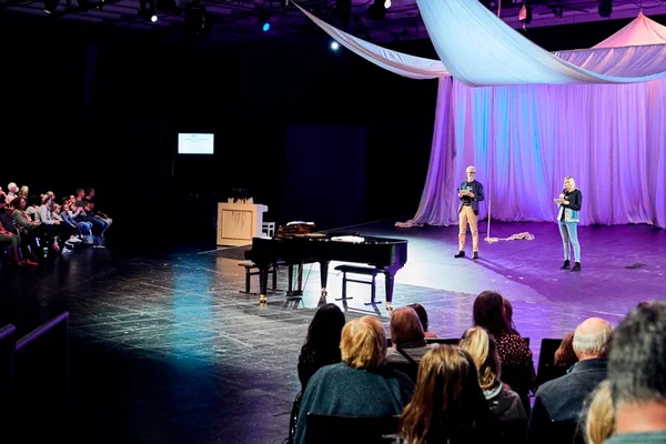 Soiree Oper Köln | © Teresa Rothwangl