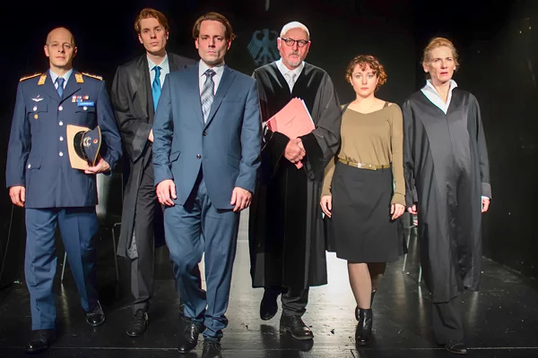 Terror | Theater der Keller | © Meyer Originals