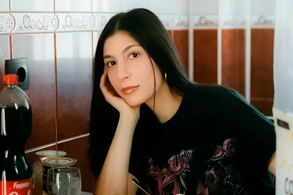 Miriam Davoudvandi | © Julius Gabele