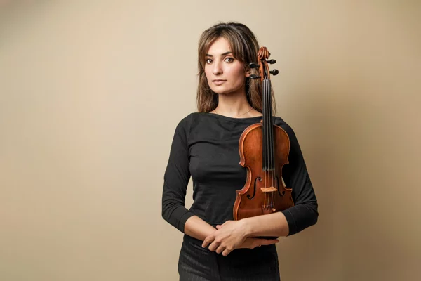 Ava Bahari | © Sylvain Barrès